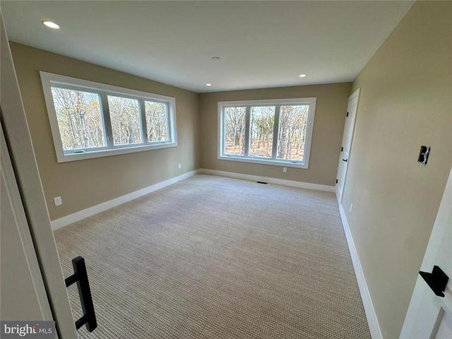101 Lindbergh Circle, Penn Forest Twp, PA 18210