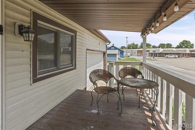 310 Market, Brighton, IL 62012