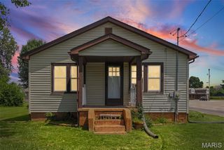 310 Market, Brighton, IL 62012