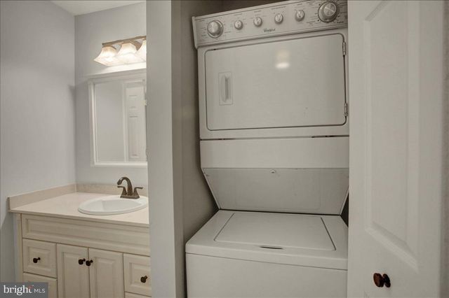 1018-301 BRINKER DR, Hagerstown, MD 21740