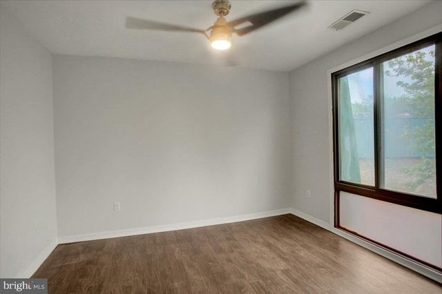 1018-301 BRINKER DR, Hagerstown, MD 21740