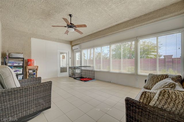 676 Suguaro Bluffs Street, Henderson, NV 89014