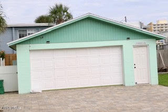 129 Esmeralda Avenue, Daytona Beach, FL 32118
