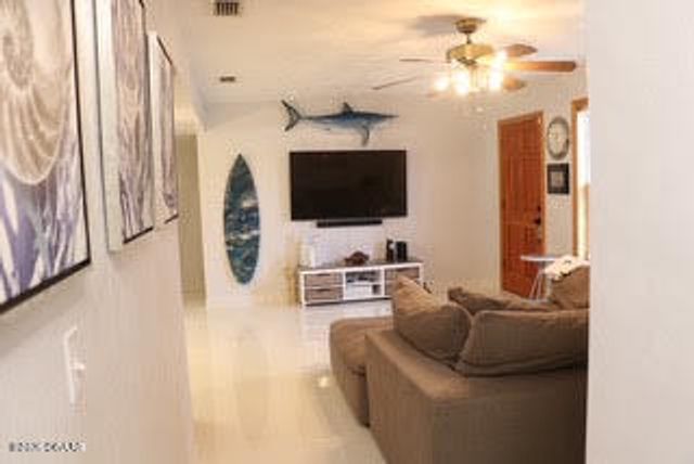 129 Esmeralda Avenue, Daytona Beach, FL 32118