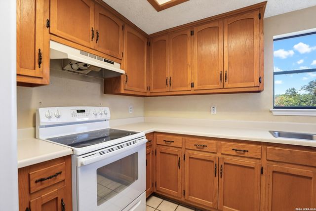340 Joy Dr, San Antonio, TX 78223
