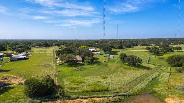 340 Joy Dr, San Antonio, TX 78223