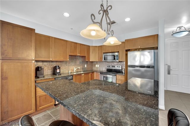 2455 West Serene Avenue 714, Las Vegas, NV 89123