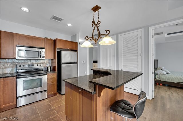 2455 West Serene Avenue 714, Las Vegas, NV 89123