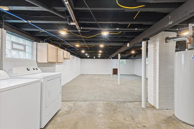 256 W Tacoma Street, Clawson, MI 48017