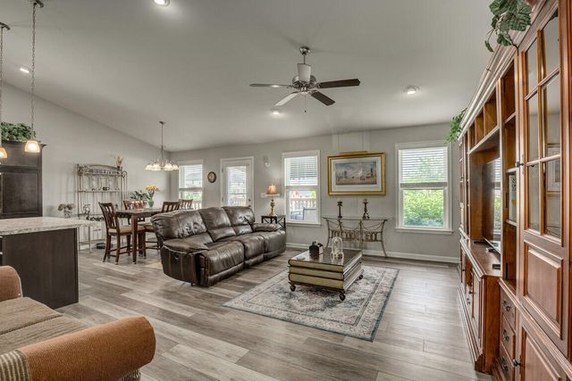 1365 Dominion Trail, Hebron, KY 41048