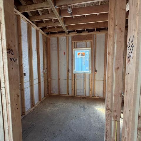 2306 Foxtail Drive, Kearney, MO 64060