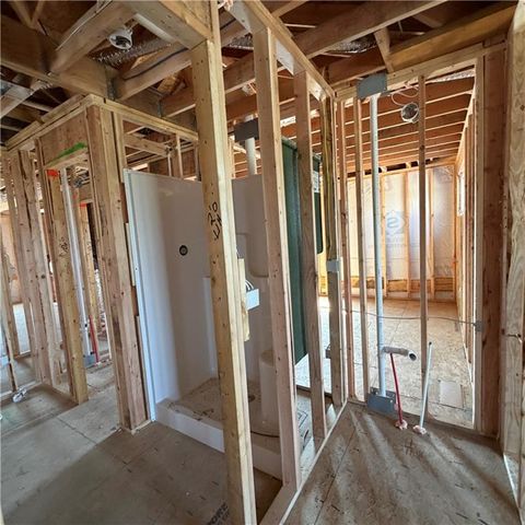 2306 Foxtail Drive, Kearney, MO 64060