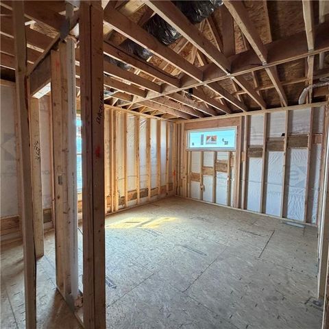 2306 Foxtail Drive, Kearney, MO 64060