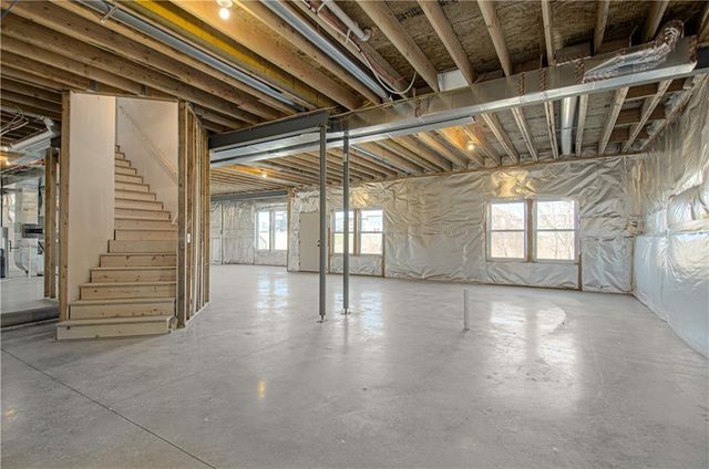 2306 Foxtail Drive, Kearney, MO 64060