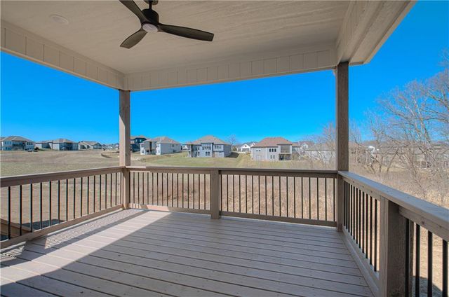2306 Foxtail Drive, Kearney, MO 64060