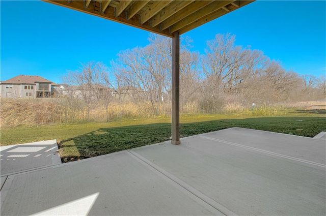 2306 Foxtail Drive, Kearney, MO 64060