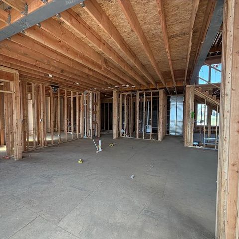 2306 Foxtail Drive, Kearney, MO 64060
