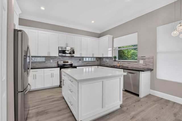 4210 Key Lime Boulevard, Boynton Beach, FL 33436