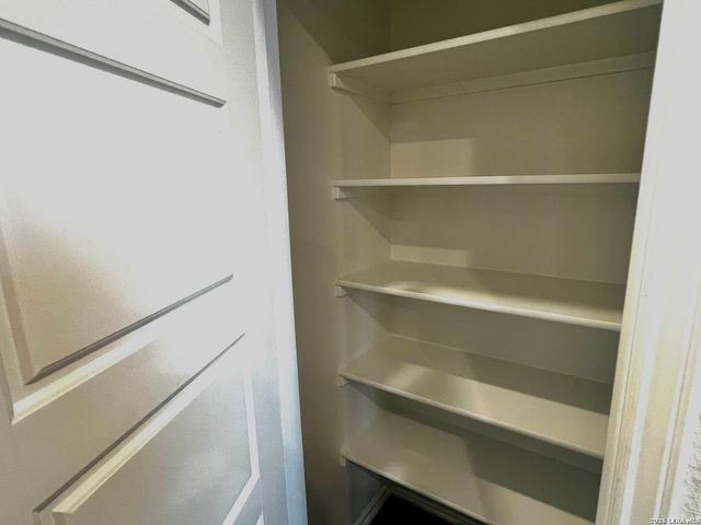 7510 FISHBOWL LN., San Antonio, TX 78253