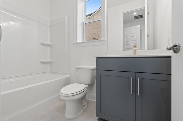 905 Champion Circle, Mount Juliet, TN 37122