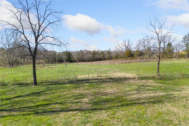 1622 Brittain Cemetery Road, Harrison, AR 72601