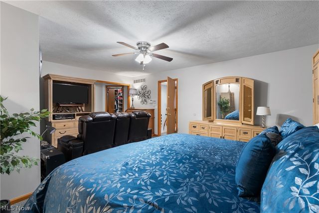 26330 Forbes Road, Oakwood Village, OH 44146