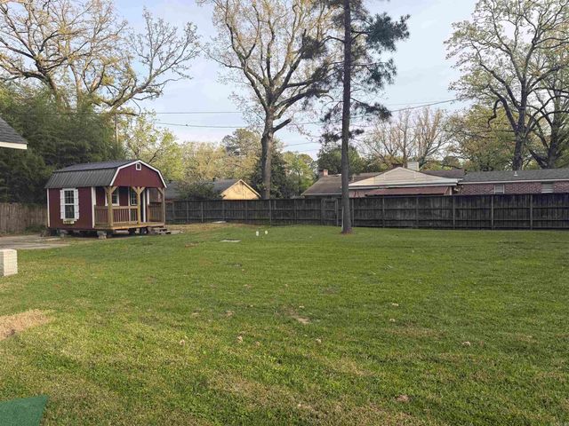 1212 W 35th, Pine Bluff, AR 71603