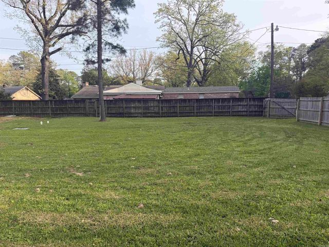 1212 W 35th, Pine Bluff, AR 71603