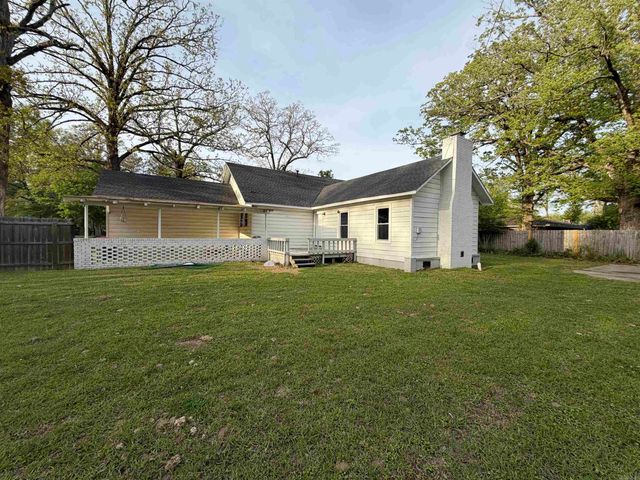 1212 W 35th, Pine Bluff, AR 71603