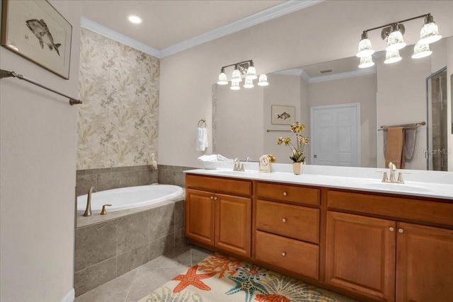 20201 RAGAZZA CIRCLE 201, Venice, FL 34293