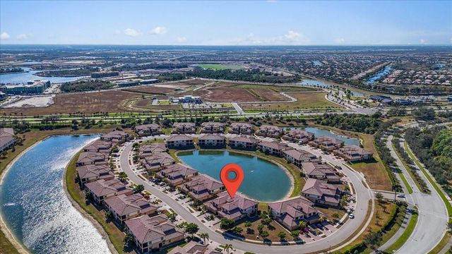 20201 RAGAZZA CIRCLE 201, Venice, FL 34293