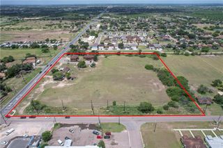 2215 E Main Avenue, Alton, TX 78573