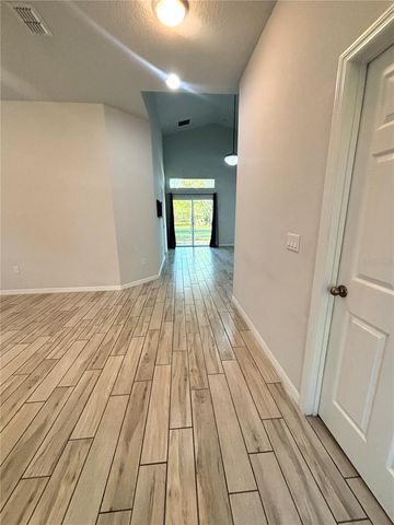 1214 LAKE BLUE CIRCLE, Apopka, FL 32703