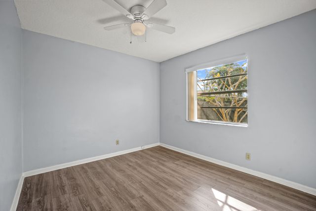 4128 Chestnut Avenue, Palm Beach Gardens, FL 33410