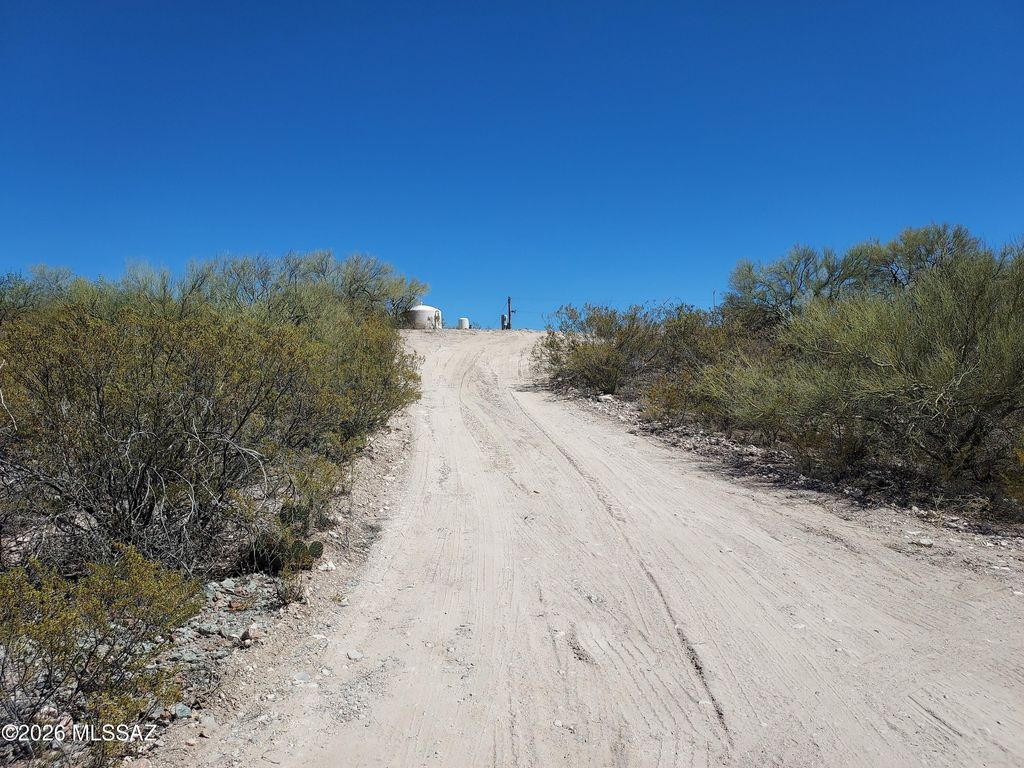 14770 E Blue Lava Trail, Vail, AZ 85641