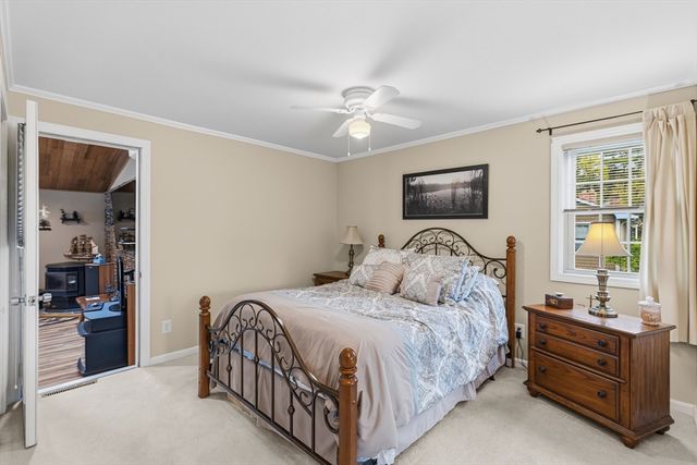 9 Joseph St, Acushnet, MA 02743