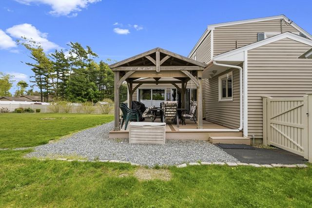 9 Joseph St, Acushnet, MA 02743