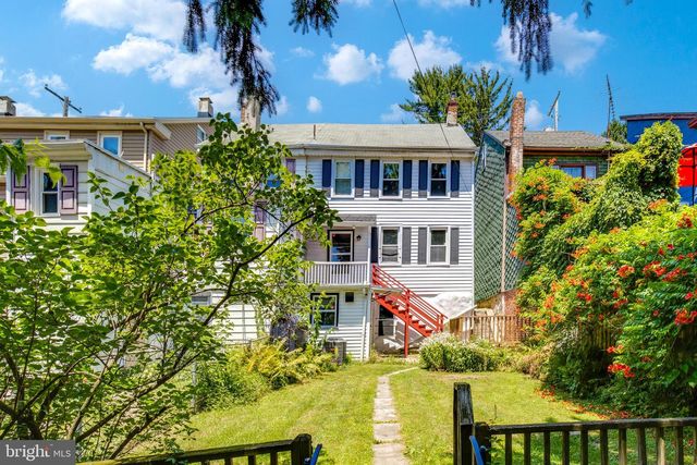 513 E MARKET ST, Marietta, PA 17547