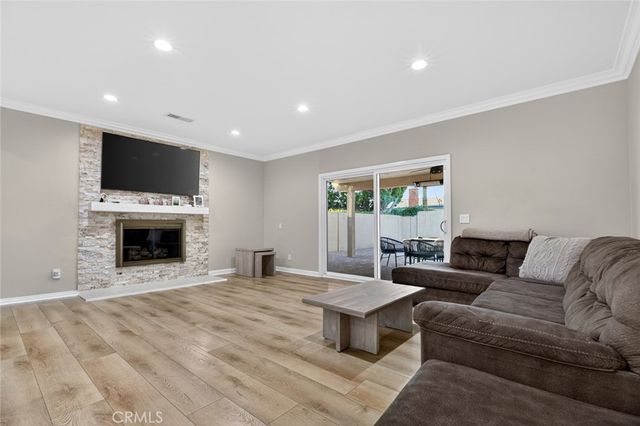 16751 Londelius, Northridge, CA 91343