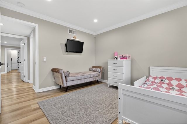 16751 Londelius, Northridge, CA 91343