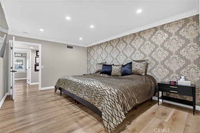 16751 Londelius, Northridge, CA 91343