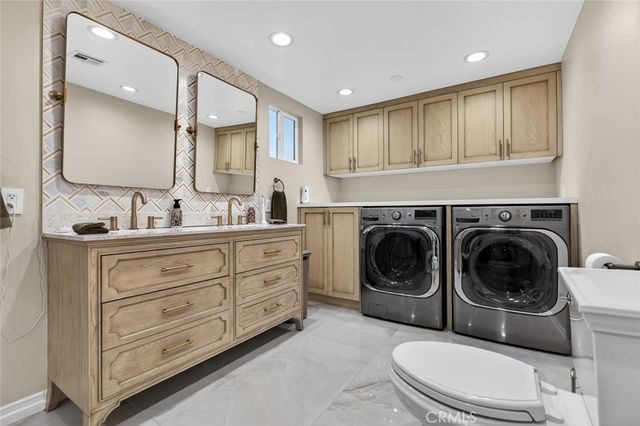 16751 Londelius, Northridge, CA 91343