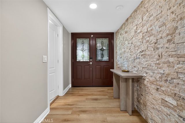 16751 Londelius, Northridge, CA 91343