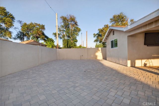 16751 Londelius, Northridge, CA 91343