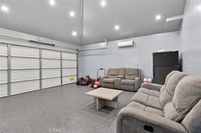 16751 Londelius, Northridge, CA 91343