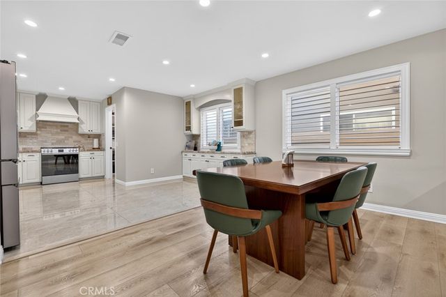 16751 Londelius, Northridge, CA 91343