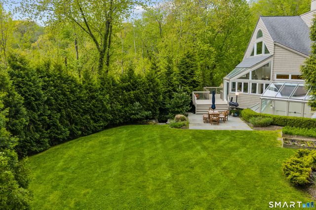 2 Sleepy Hollow Road, New Canaan, CT 06840