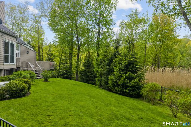 2 Sleepy Hollow Road, New Canaan, CT 06840