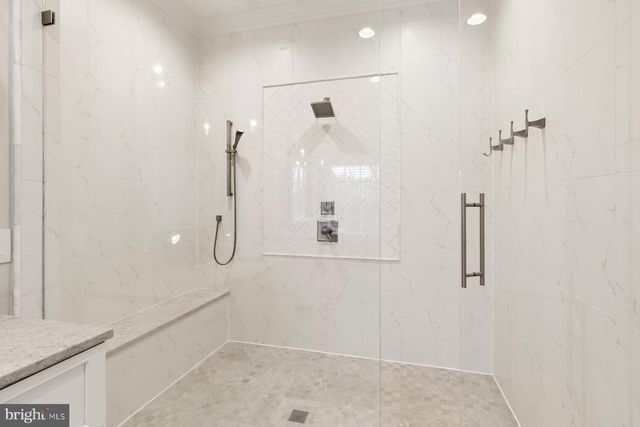 2890 HUNT VALLEY DR, Glenwood, MD 21738