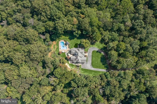 2890 HUNT VALLEY DR, Glenwood, MD 21738